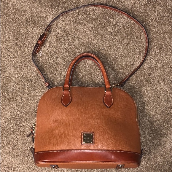 dooney and bourke pebble grain zip zip satchel
